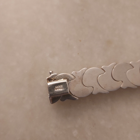 Listing For Heather - Picture 5 of 13